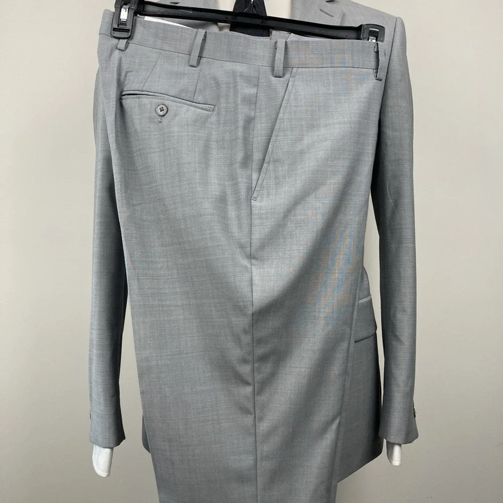 Calvin Klein Men's 2-pc Slim Fit Suit Jacket 42S Pants‎ 38W 32L Wool Blend Grey